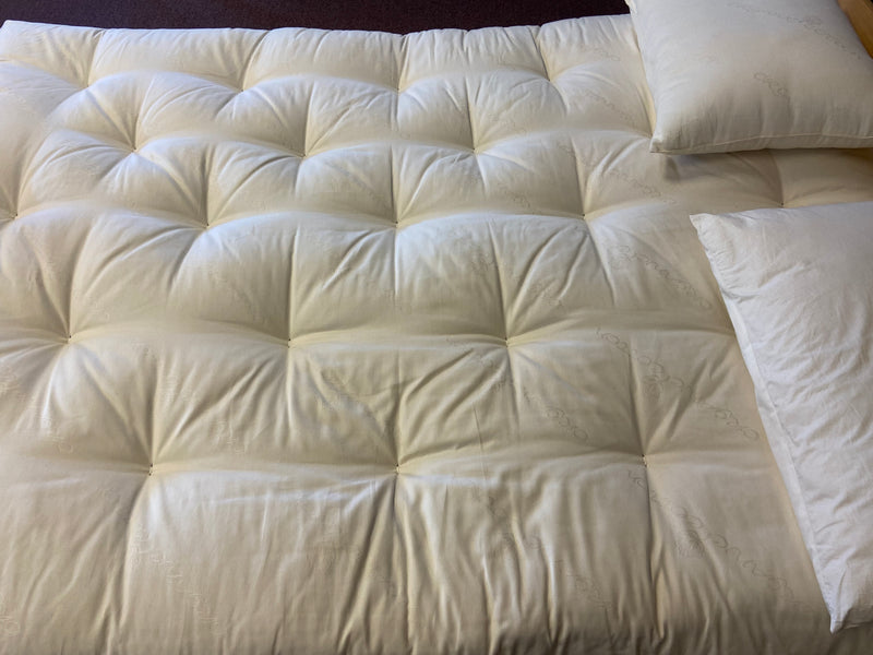 Queen Size Organic Cotton & Wool Folding 6" Loft Futon Mattress